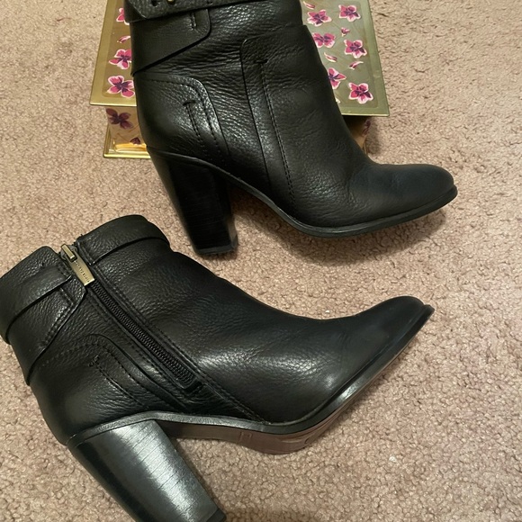 Leather Boots Bundle - Picture 8 of 9